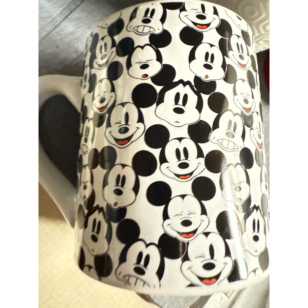 DISNEY MICKEY MOUSE‎ Coffee Mug Collectible 14oz Black White NEW! Unused!